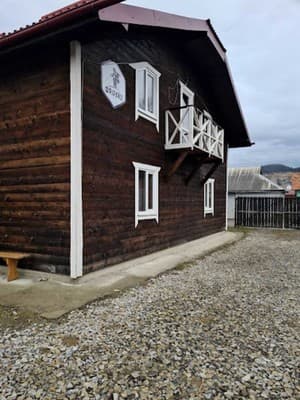 Kostel House 35