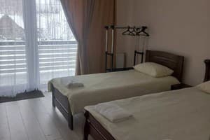 Частная усадьба Коттедж в горах . Семейный 6-местный (домик) 2