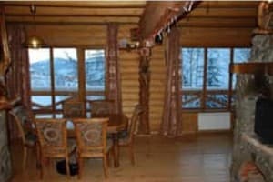 Отель Краєвид. Коттедж 4-местный (4+4)  6