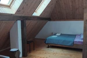 Коттедж Край Неба. Люкс 4-местный двухэтажный без балкона + 2 доп. места 3