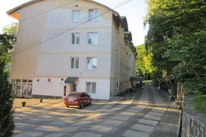 Квелле Поляна 14