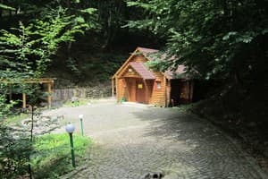 Квелле Поляна 3