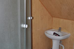 Отель Любава. Эконом 4-местный двухкомнатный 6