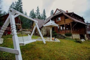 Маєток Ліс і Гори 2