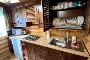 Mayak Chalet Resort Mykulychyn 6