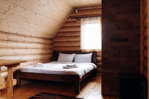 Mayak Chalet Resort Mykulychyn 5