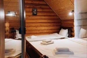 Mayak Chalet Resort Mykulychyn 11