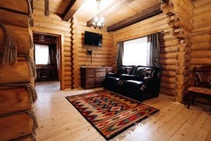 Mayak Chalet Resort Mykulychyn 3