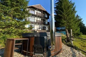 Апарт-отель Mayak Yablunytsia