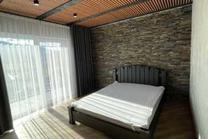 Майя Шале 17