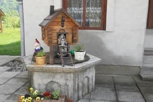 Між горами 12