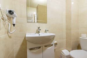 Отель Мираж. Люкс 4-местный мансардный 3