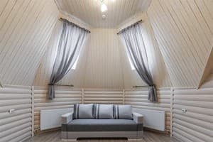 Отель Мираж. Люкс 4-местный мансардный 11