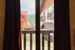 Отель Николь. Семейный 6-местный Люкс   двухуровневый 2