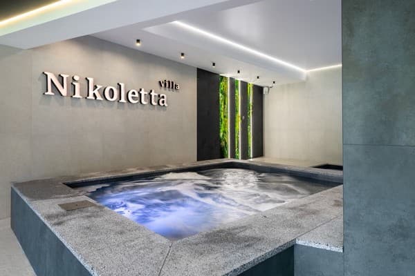 Nikoletta 1
