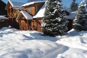 Приватний сектор Під скелею