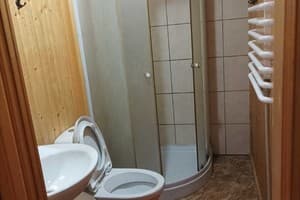 Приватний сектор Під скелею. Сімейний 4-місний з двоярусним ліжком 5