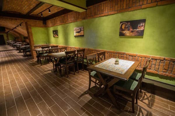 Praktik Hotel & Restaurant 31