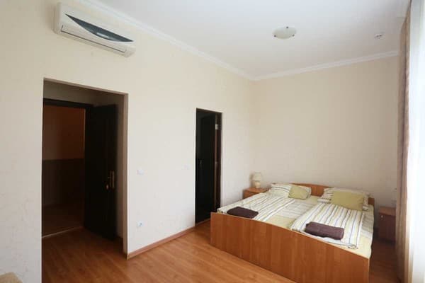 Praktik Hotel & Restaurant 46