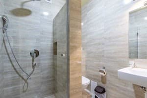 Отель Premium hotel & SPA. Стандарт трехместный мансардный 2