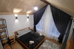 Коттедж Privat-Villa. Апартаменты 4-местный Двухэтажный 1