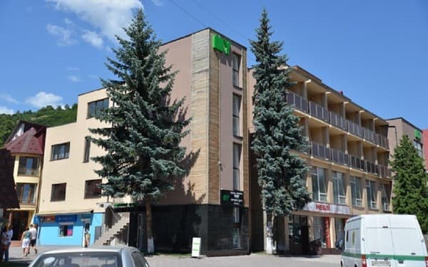 Rakhiv Hotel & Apartments 2
