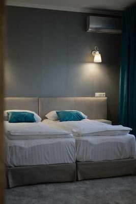 River Stone Hotel 3