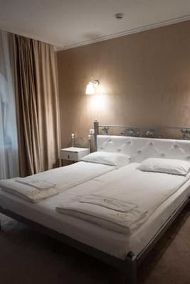 River Stone Hotel 13
