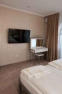 River Stone Hotel 14