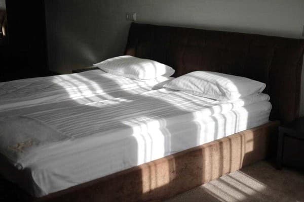 River Stone Hotel 10
