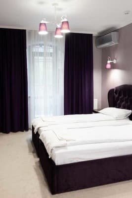 River Stone Hotel 7