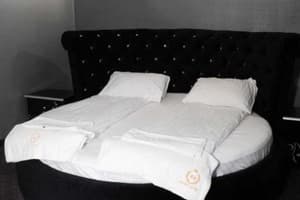 Отель River Stone Hotel. Делюкс двухместный с балконом 2