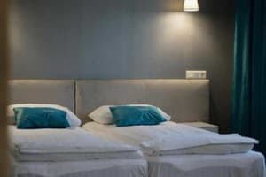 Отель River Stone Hotel. Студио трехместный с балконом 2