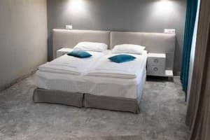 Отель River Stone Hotel. Студио трехместный с балконом 3