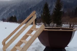 River Stone house 17