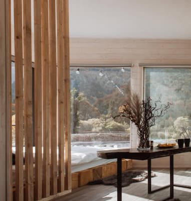 River Stone house 16