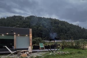 River Stone house 13