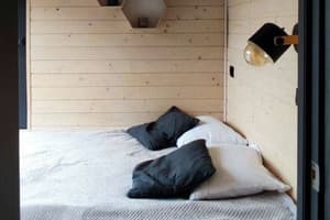Коттедж River Stone house. Коттедж 4-местный River Stone 2 3