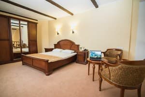 Отель Ruta Resort Polyana. Дюплекс трехместный  9