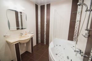 Отель Ruta Resort Polyana. Люкс трехместный  5