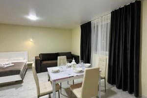 Отель Салют. Семейный 4-местный студио 1