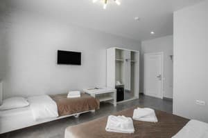 Отель Салют. Стандарт трехместный с видом на горы 2