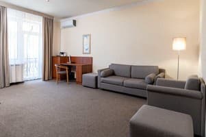 Санаторий Санта Мария. Люкс двухместный двухкомнатный 4