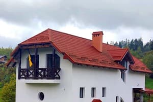 Ski House 9