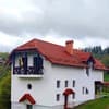 Ski House 9-10/12