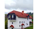 Ski House 9