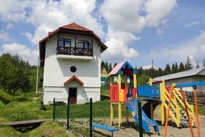 Ski House 5