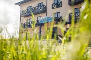 Готель SkilandHouse Yablunytsia
