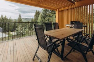 Гостинично-ресторанный комплекс Skogur Home & Resort. Коттедж 4-местный (4+2) № 122;127 две спальни 8