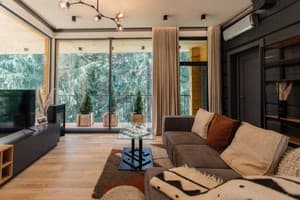 Гостинично-ресторанный комплекс Skogur Home & Resort. Коттедж 4-местный (4+2) № 122;127 две спальни 1